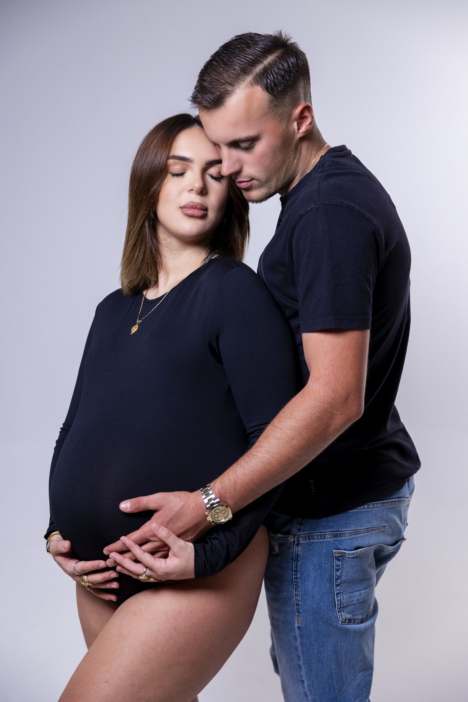 XNG PRODUCTIONS STUDIO MATERNITY PHOTOGRAPHY