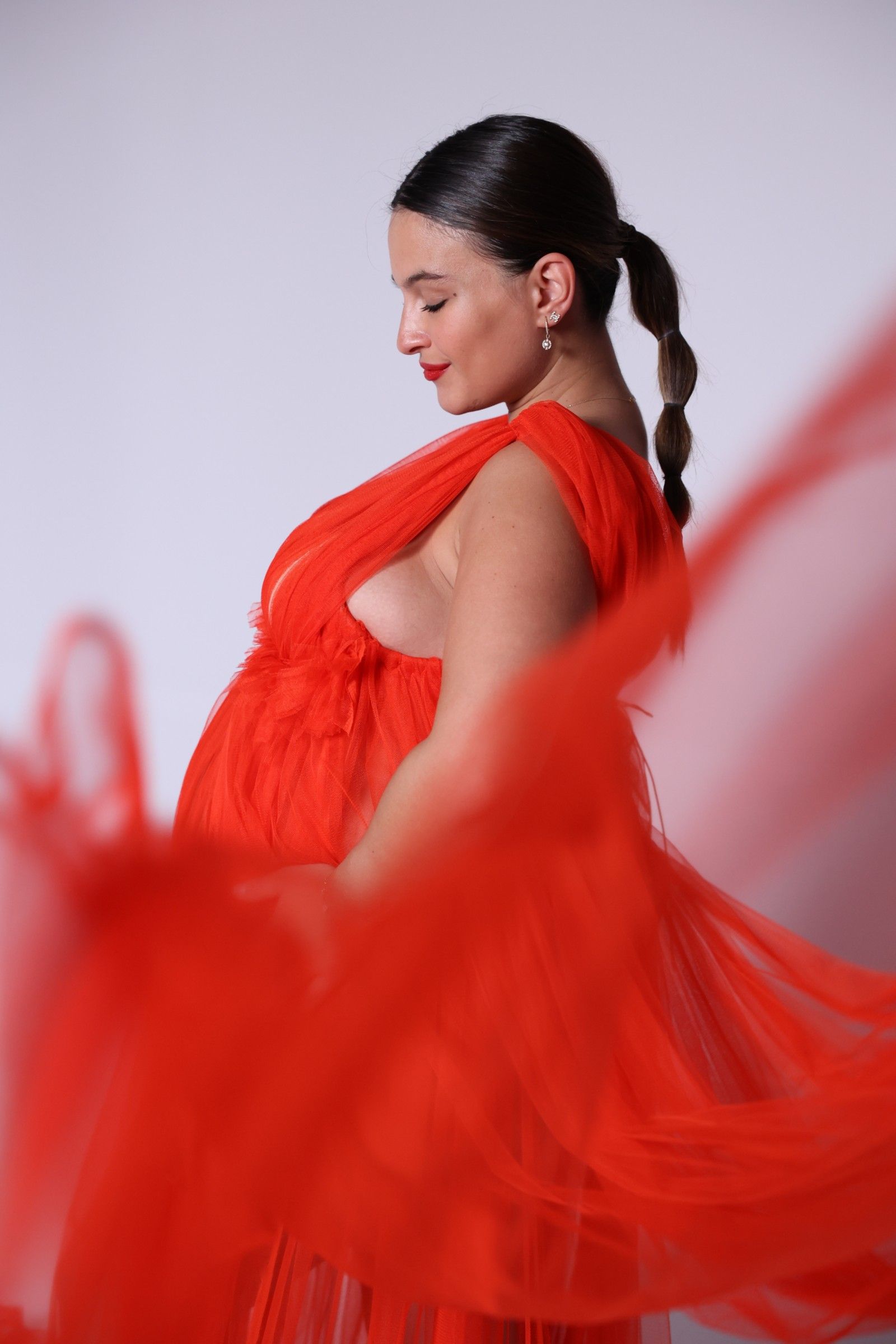  XNG PRODUCTIONS STUDIO MATERNITY PHOTOGRAPHY