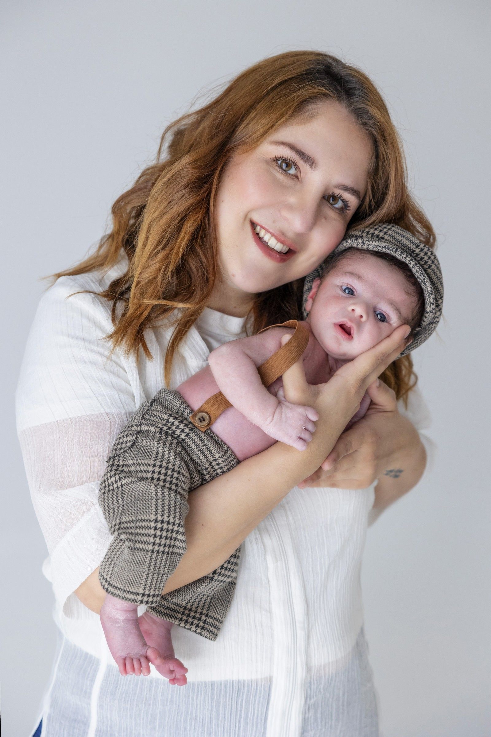 31 XNG PRODUCTIONS NEWBORN